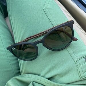 Ray-Ban Classic Dark Sunglasses